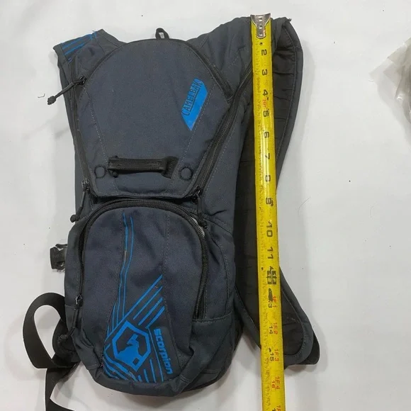 CamelBak Scorpion Hydration Backpack in Dark grey and Blue - Picture 5 of 6